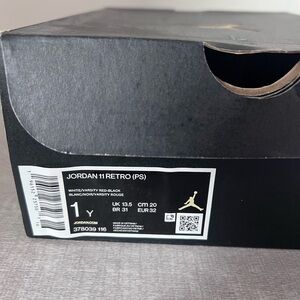 Jordan 11 Retro PS Box in Black and White